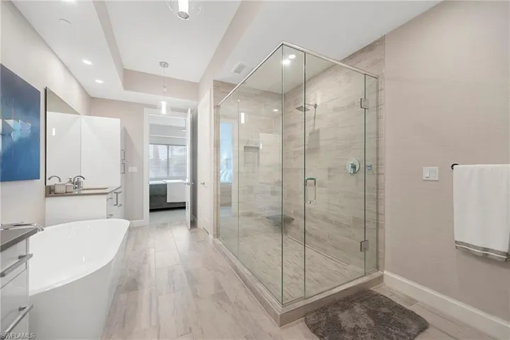 1125  Central  AVE, Naples, FL 34102