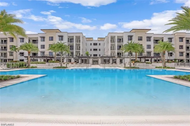 1125  Central  AVE, Naples, FL 34102