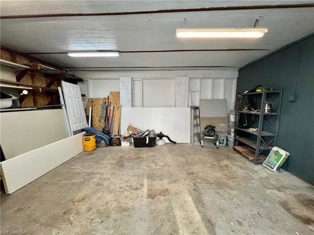 Storage/workshop