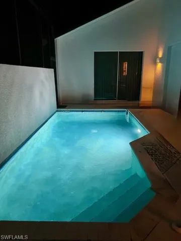 New light in your private pool to enjoy and evening under the stars!