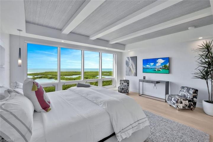 13915 Old Coast RD # 1702, NAPLES FL 34110