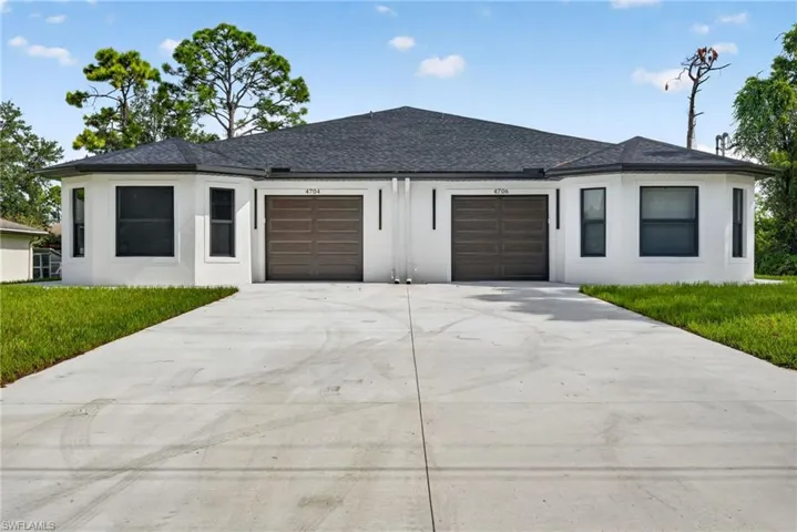 4704-4706 30th St Sw, Lehigh Acres, Florida 33973
