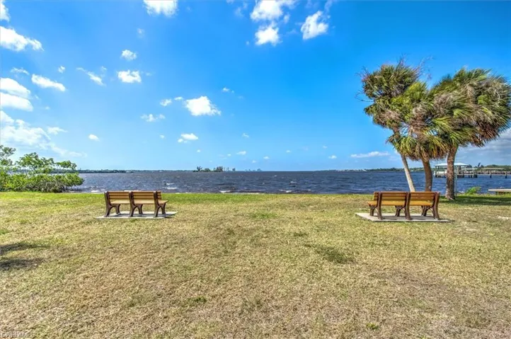 overlooking fort Myers from the point