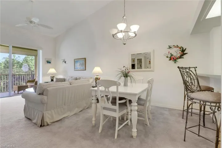 395  Robin Hood  CIR, Naples, FL 34104