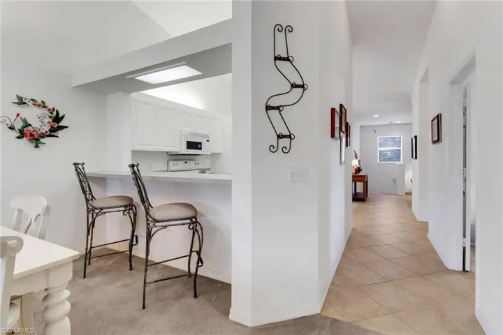 395  Robin Hood  CIR, Naples, FL 34104