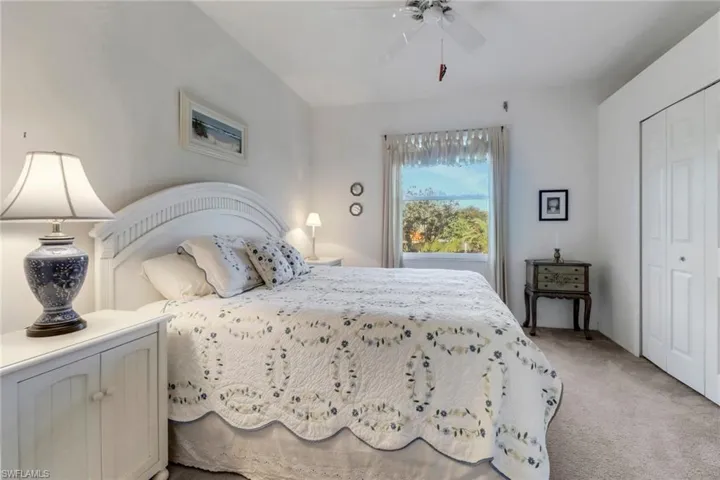 395  Robin Hood  CIR, Naples, FL 34104