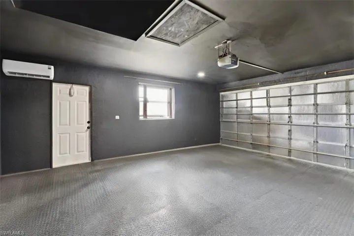 Flex Space Garage