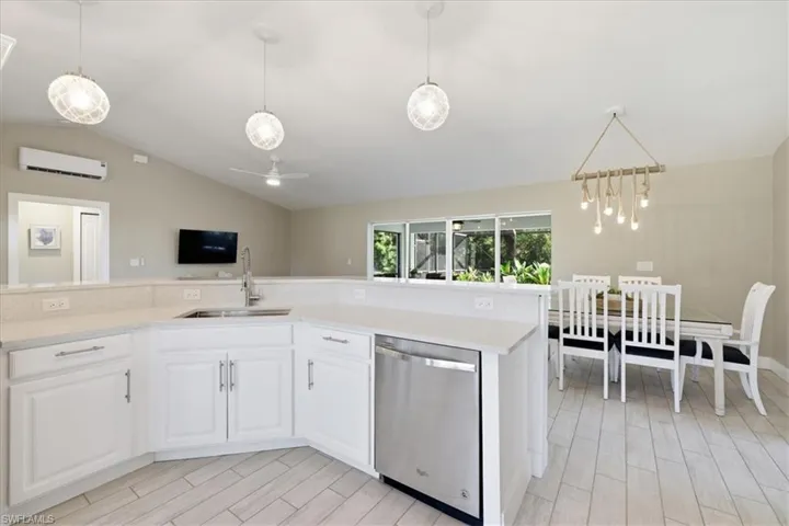 5748 Linden Ln, Bokeelia, Florida 33922