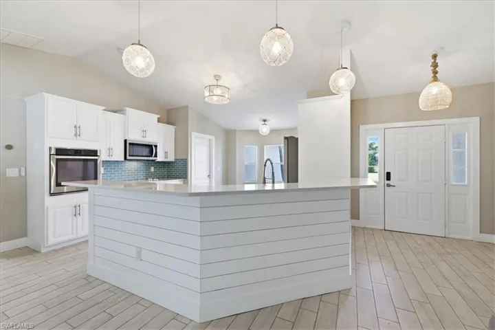 5748 Linden Ln, Bokeelia, Florida 33922