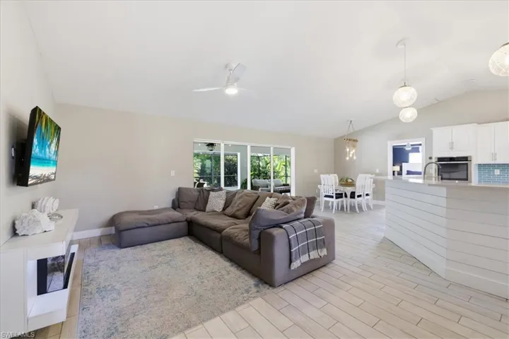 5748 Linden Ln, Bokeelia, Florida 33922