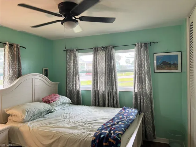 2nd bedroom