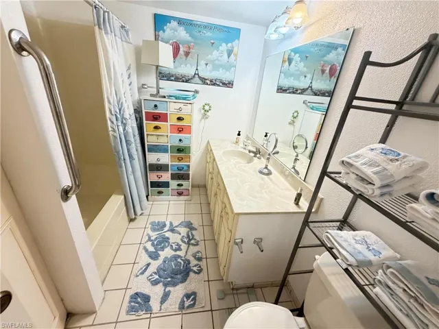 1747 Pebble Beach Dr 110, Fort Myers, Florida 33907