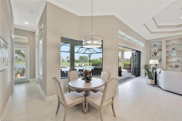 Kitchen Dining Area