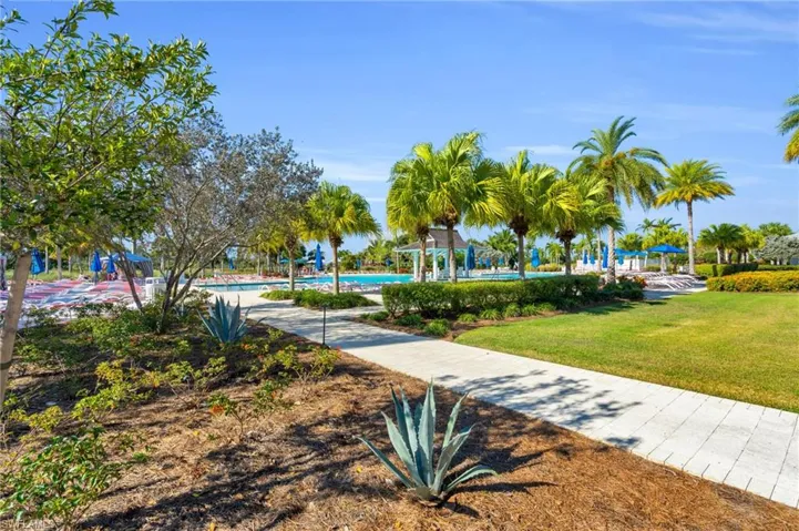 Resort-like Community Area