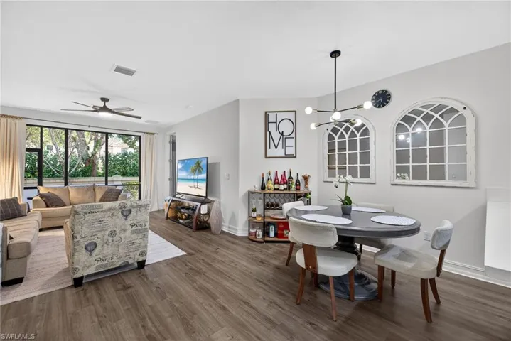 7845 Bristol Cir, Naples, Florida 34120