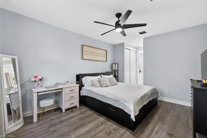 7845 Bristol Cir, Naples, Florida 34120