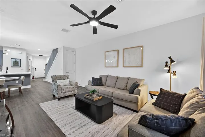 7845 Bristol Cir, Naples, Florida 34120