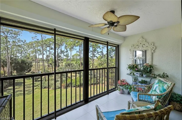 265  DEERWOOD  CIR, Naples, FL 34113
