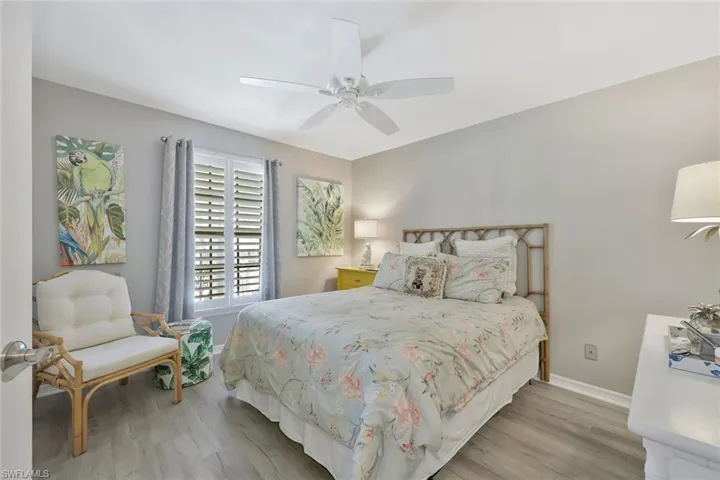 265  DEERWOOD  CIR, Naples, FL 34113