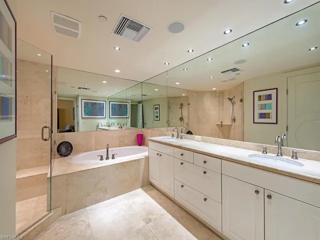 Owner's Bathroom