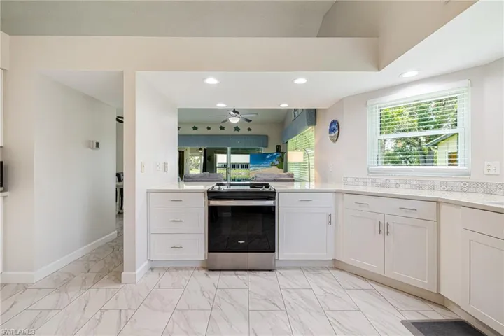 301 Mcgregor Park Cir, Fort Myers, Florida 33908