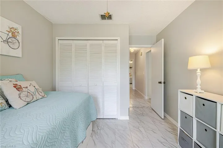 301 Mcgregor Park Cir, Fort Myers, Florida 33908