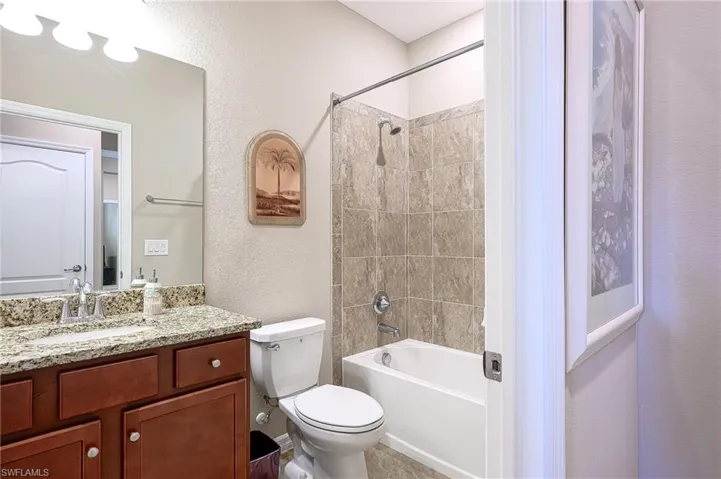 9469 Foxglove LN, NAPLES FL 34120