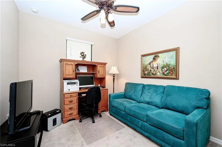 9469 Foxglove LN, NAPLES FL 34120
