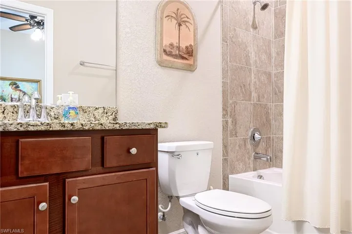 9469 Foxglove LN, NAPLES FL 34120