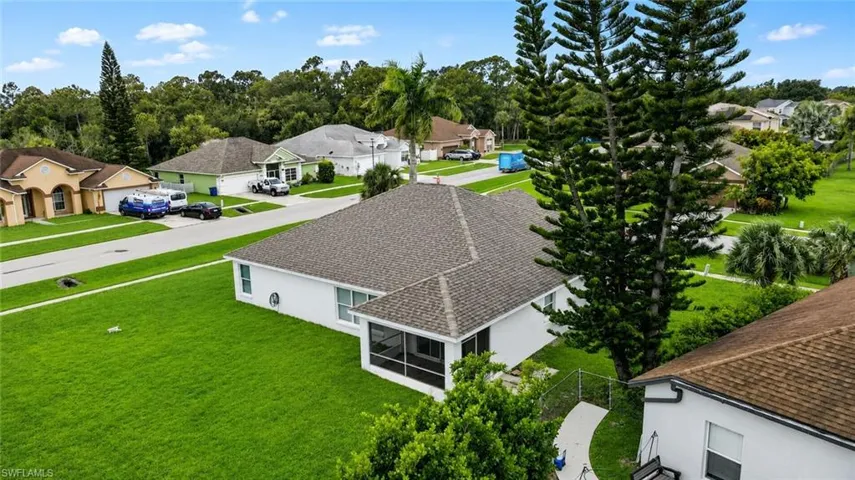 1502 Scholar Ct, Lehigh Acres, Florida 33971