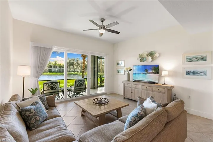 9224 Campanile Cir 101, Naples, Florida 34114