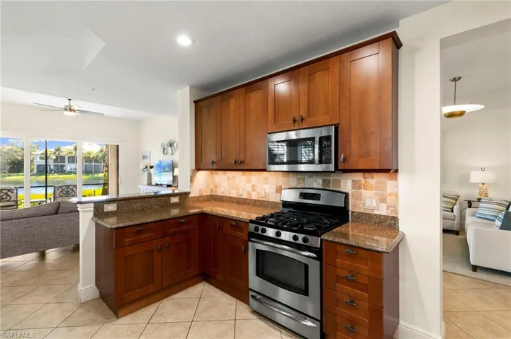9224 Campanile Cir 101, Naples, Florida 34114