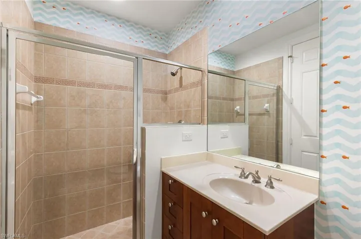 9224 Campanile Cir 101, Naples, Florida 34114