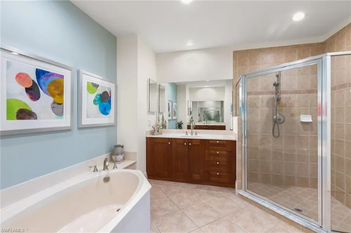9224 Campanile Cir 101, Naples, Florida 34114