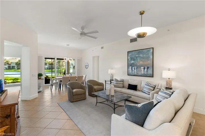 9224 Campanile Cir 101, Naples, Florida 34114
