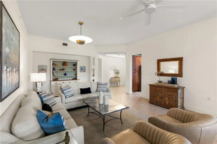 9224 Campanile Cir 101, Naples, Florida 34114
