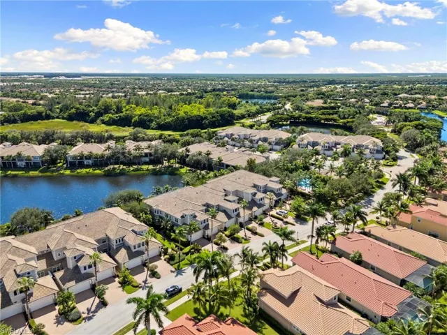 9224 Campanile Cir 101, Naples, Florida 34114