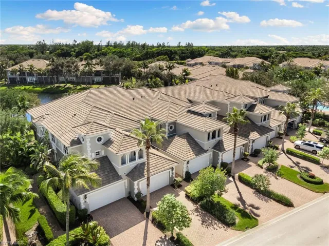9224 Campanile Cir 101, Naples, Florida 34114