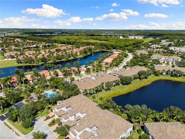 9224 Campanile Cir 101, Naples, Florida 34114