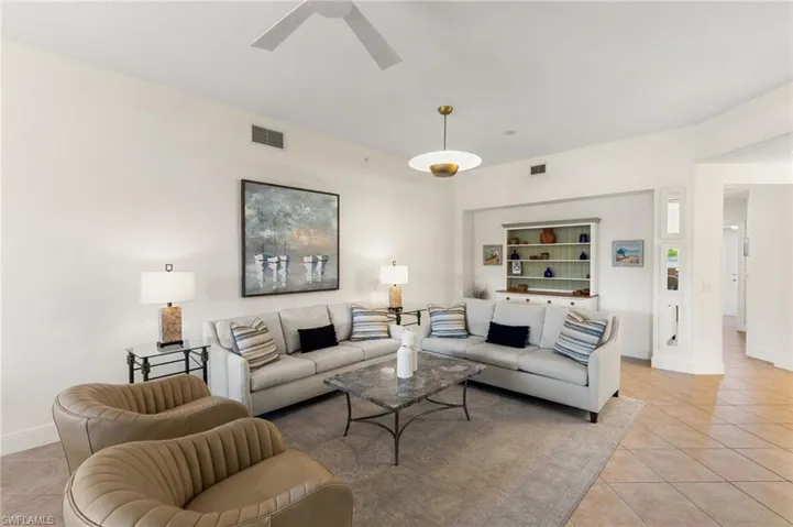 9224 Campanile Cir 101, Naples, Florida 34114
