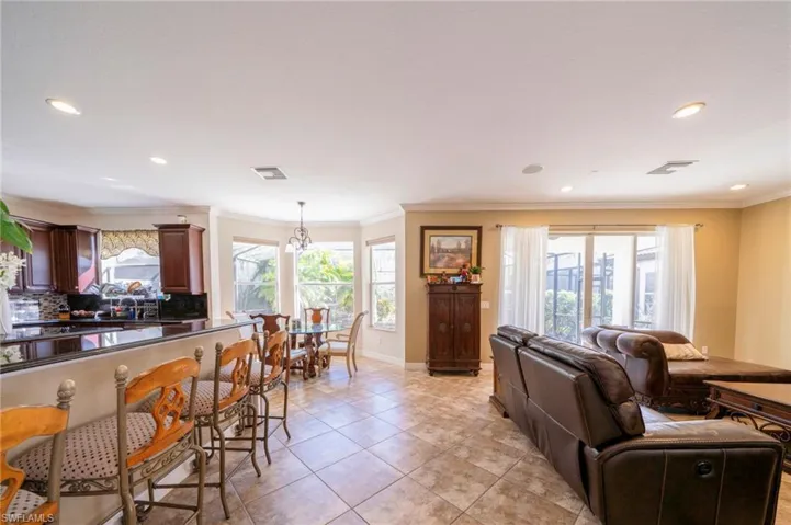Kitchen/family room/den