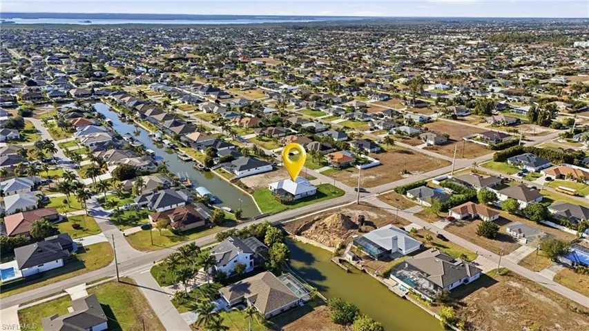 Aerial view of property and surrounding area
