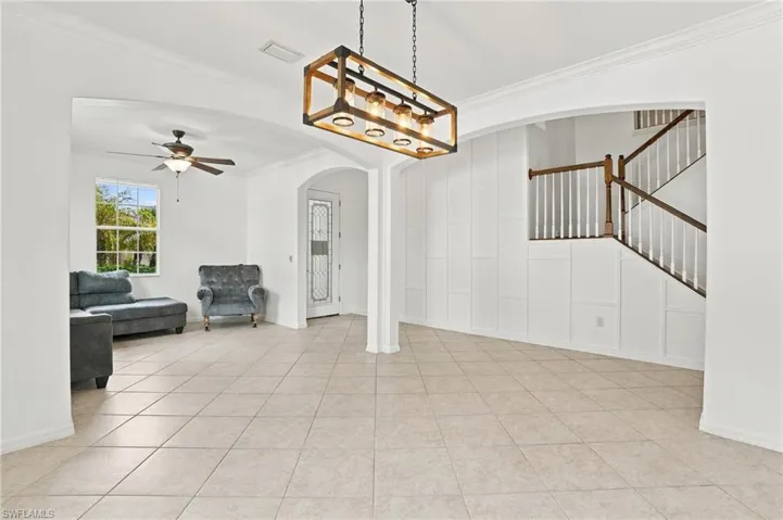 2446 Heydon Cir E, Naples, Florida 34120