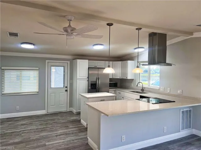 25  Oceans  BLVD, Naples, FL 34104