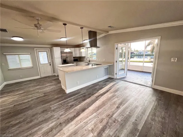 25  Oceans  BLVD, Naples, FL 34104