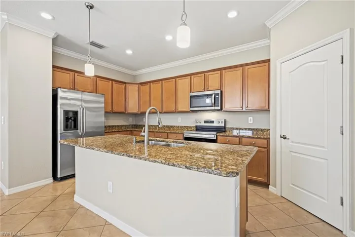 13566 Messino Ct, Estero, Florida 33928