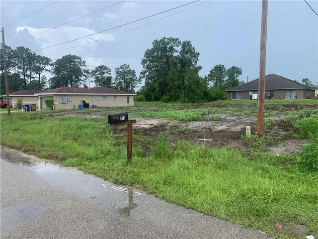 736/738 Holmes Ave, Lehigh Acres, Florida 33974