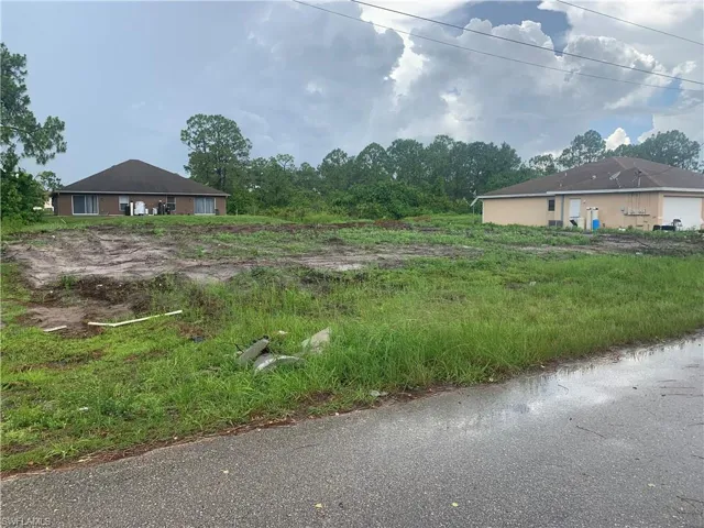 736/738 Holmes Ave, Lehigh Acres, Florida 33974