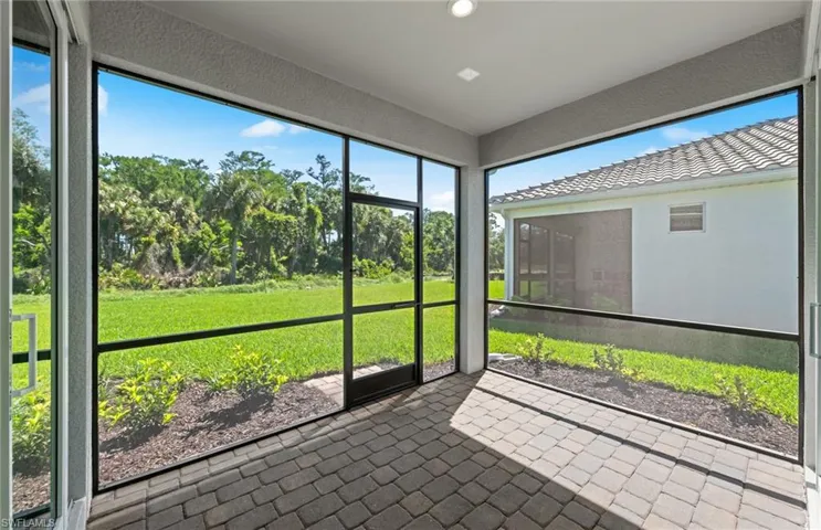7565 Paradise Tree DR, NORTH FORT MYERS FL 33917