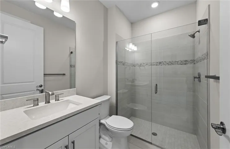 7565 Paradise Tree DR, NORTH FORT MYERS FL 33917